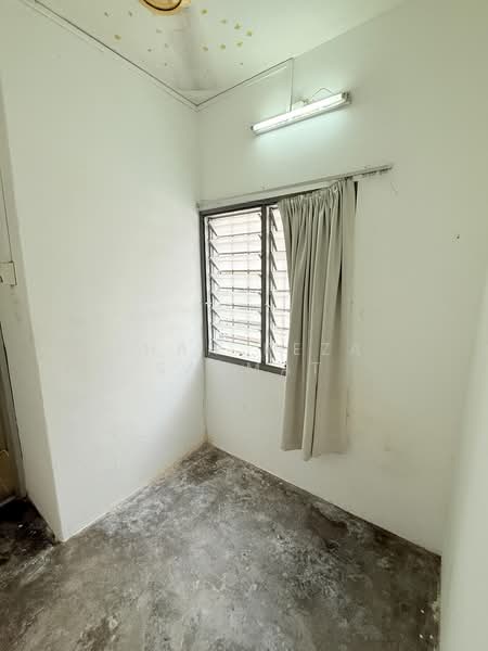 2-storey Terraced House for Sale in Usj 6 (Subang Jaya) - SHAH REZA SASMAT - PropertyGuru.com.my