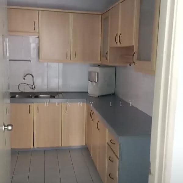 Pangsapuri untuk Disewa di Garden Park - Benny Lee - Kitchen - PropertyGuru.com.my