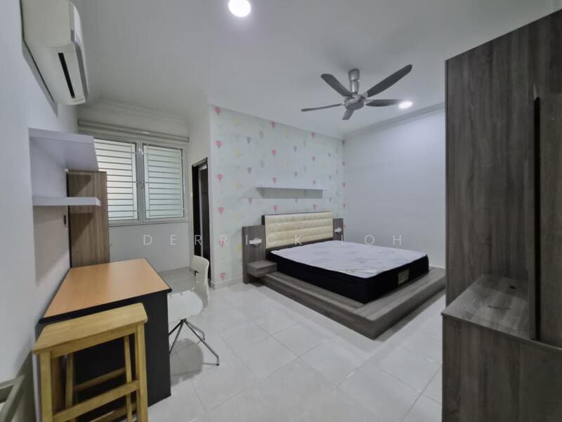Gurney Beach Resort untuk Untuk Disewa - RM 4,500 /bulan, Feb 2026 - Bedroom - PropertyGuru.com.my
