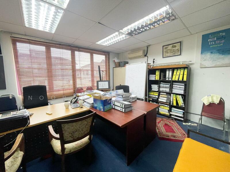 For Sale - 3 Storey Shoplot Worldwide @7 Jalan Lazuardi Seksyen 7 Shah Alam