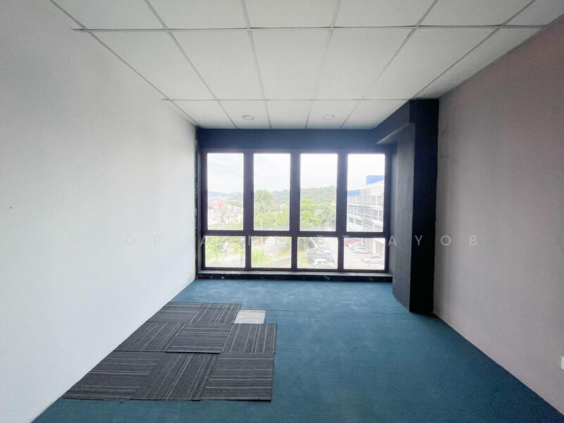 For Sale - 3 Storey Shoplot Worldwide @7 Jalan Lazuardi Seksyen 7 Shah Alam