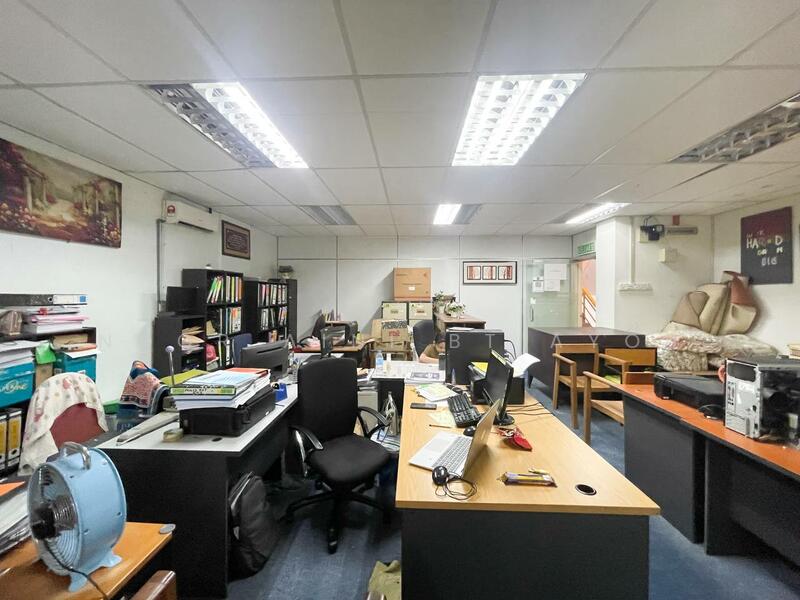 For Sale - 3 Storey Shoplot Worldwide @7 Jalan Lazuardi Seksyen 7 Shah Alam