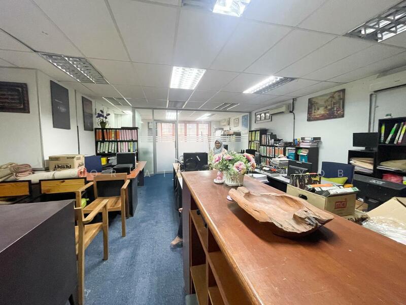 For Sale - 3 Storey Shoplot Worldwide @7 Jalan Lazuardi Seksyen 7 Shah Alam