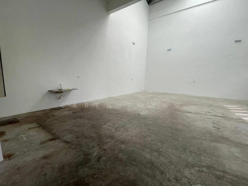 Factory for Rent in Taman Perniagaan Setia (Johor Bahru) - Caren Toang - Interior - PropertyGuru.com.my