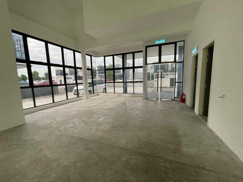 Factory for Rent in Taman Perniagaan Setia (Johor Bahru) - Amy Eng - Entrance - PropertyGuru.com.my