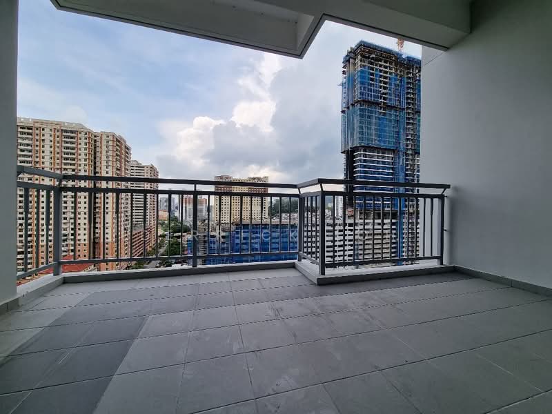Kondominium untuk Dijual di Grace Residence - Derrick Loh - Balcony - PropertyGuru.com.my