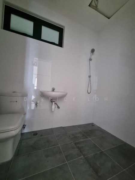 Kondominium untuk Dijual di Grace Residence - Derrick Loh - Bathroom - PropertyGuru.com.my