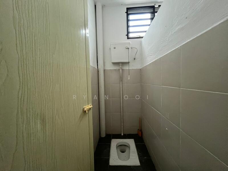 Shop / Office for Rent in Kawasan Perusahaan Tandop Baru (Alor Setar) - Ryan Ooi - Bathroom - PropertyGuru.com.my