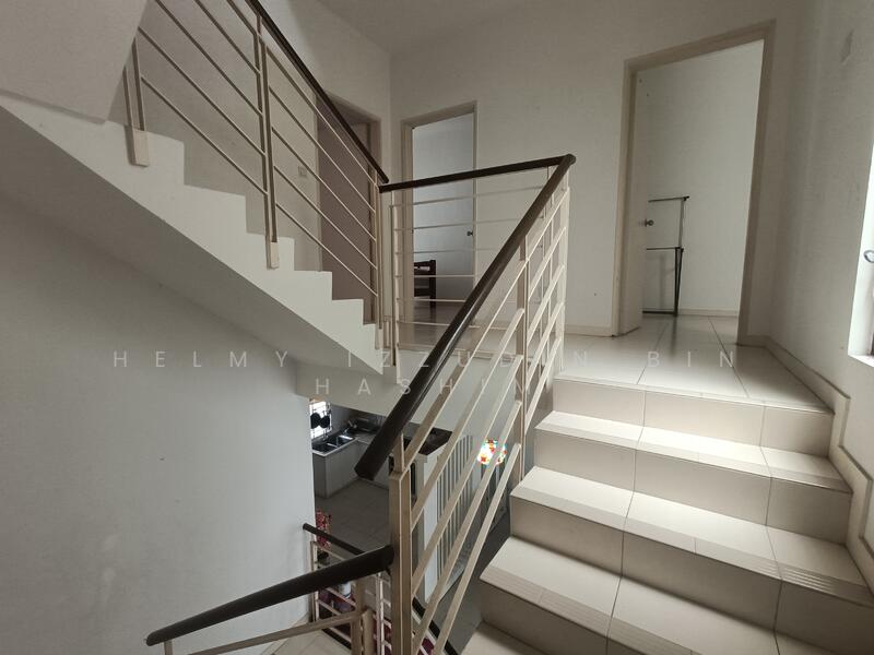 2.5-storey Terraced House for Sale in U12, Taman Cahaya Alam (Shah Alam) - HELMY IZZUDIN - Interior - PropertyGuru.com.my