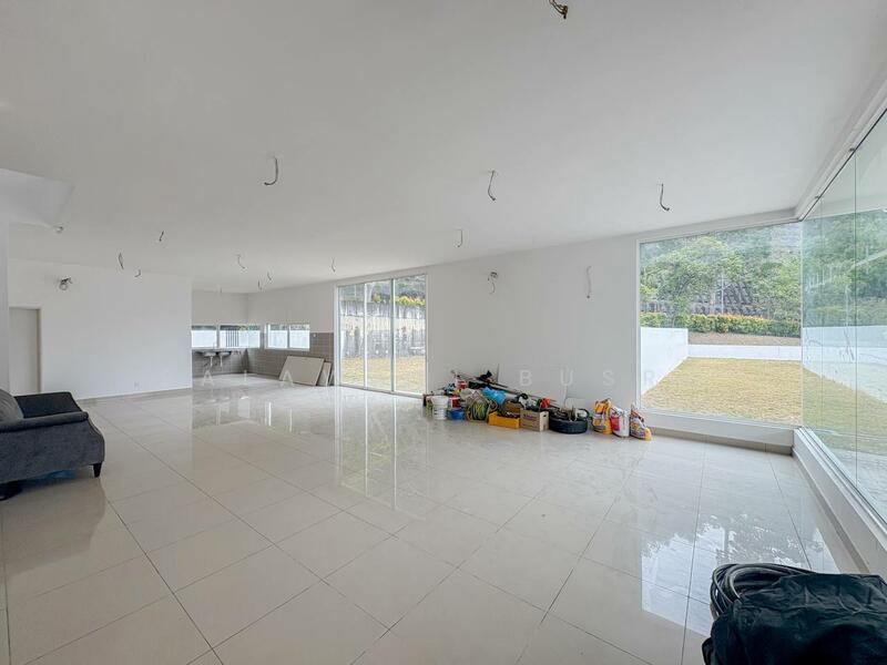 Semi-Detached House for Sale in Garden Residence (Cyberjaya) - Salawati Busro - Living Room - PropertyGuru.com.my