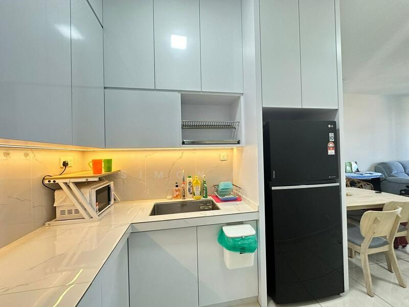 Queens Residences Q1 @ Queens Waterfront untuk Untuk Dijual - RM 950,000, Mac 2026 - Kitchen - PropertyGuru.com.my