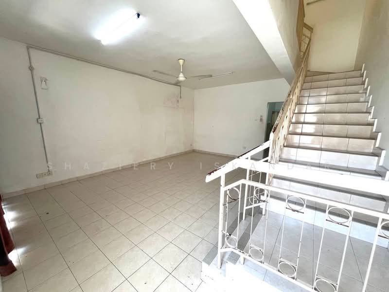 2-storey Terraced House for Sale in Bandar Puncak Alam (Puncak Alam) - Shaziery Iskandar - PropertyGuru.com.my