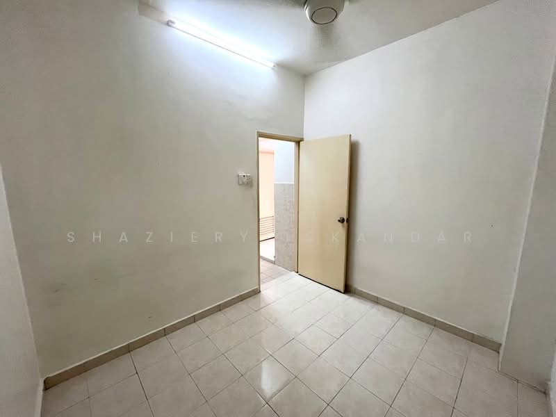 2-storey Terraced House for Sale in Bandar Puncak Alam (Puncak Alam) - Shaziery Iskandar - PropertyGuru.com.my