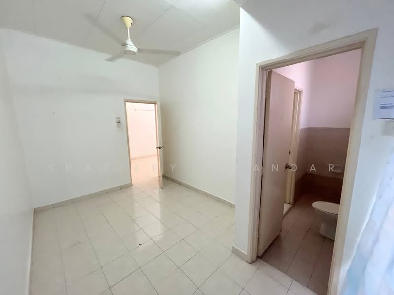 2-storey Terraced House for Sale in Bandar Puncak Alam (Puncak Alam) - Shaziery Iskandar - PropertyGuru.com.my