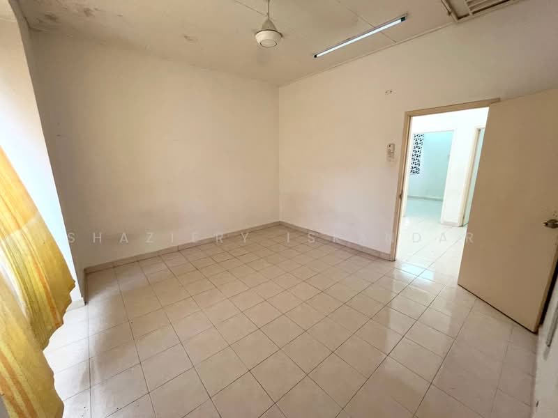 2-storey Terraced House for Sale in Bandar Puncak Alam (Puncak Alam) - Shaziery Iskandar - PropertyGuru.com.my