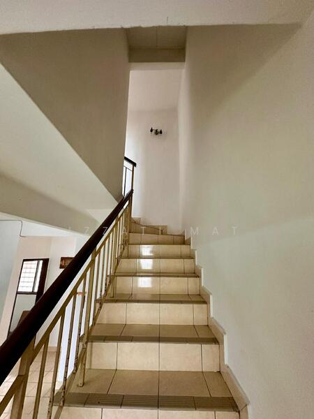 Rumah Teres 2 Tingkat untuk Dijual di Semenyih (Selangor) - Izzati Mat - Interior - PropertyGuru.com.my