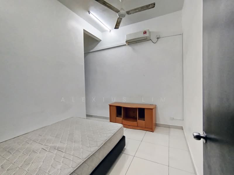 Terraced House for Sale in Masai (Johor) - Alexius Lim - Bedroom - PropertyGuru.com.my