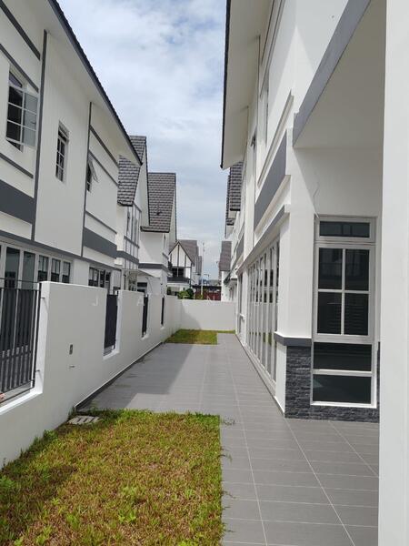 Semi-Detached House for Sale in Johor Bahru (Johor) - Jia En Lee - Exterior - PropertyGuru.com.my