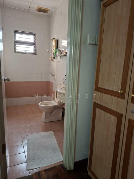 Townhouse for Sale in Sunway Damansara (Kota Damansara) - Margaret Than - Bathroom - PropertyGuru.com.my