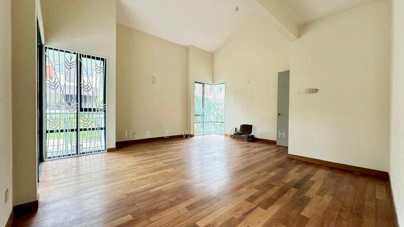 Bungalow for Sale in Anjung Melati (Gombak) - Shazwan CH - Living Room - PropertyGuru.com.my