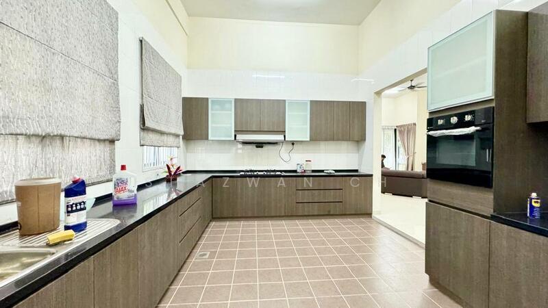 Bungalow for Sale in Anjung Melati (Gombak) - Shazwan CH - Kitchen - PropertyGuru.com.my