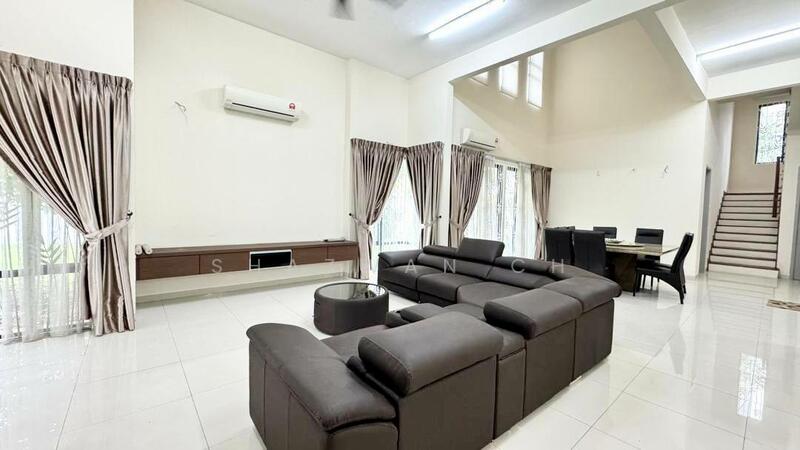 Bungalow for Sale in Anjung Melati (Gombak) - Shazwan CH - Living Room - PropertyGuru.com.my