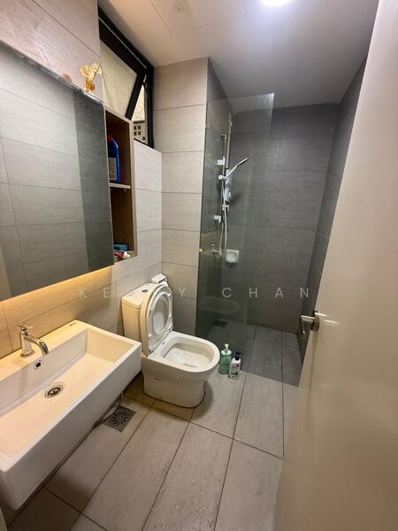 Service Residence for Rent at Ashino @ Gravit8 - Kenny Chan - Bathroom - PropertyGuru.com.my