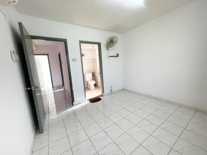 Condominium for Sale at Pantai HillPark 1 - Reena Sarif - Interior - PropertyGuru.com.my