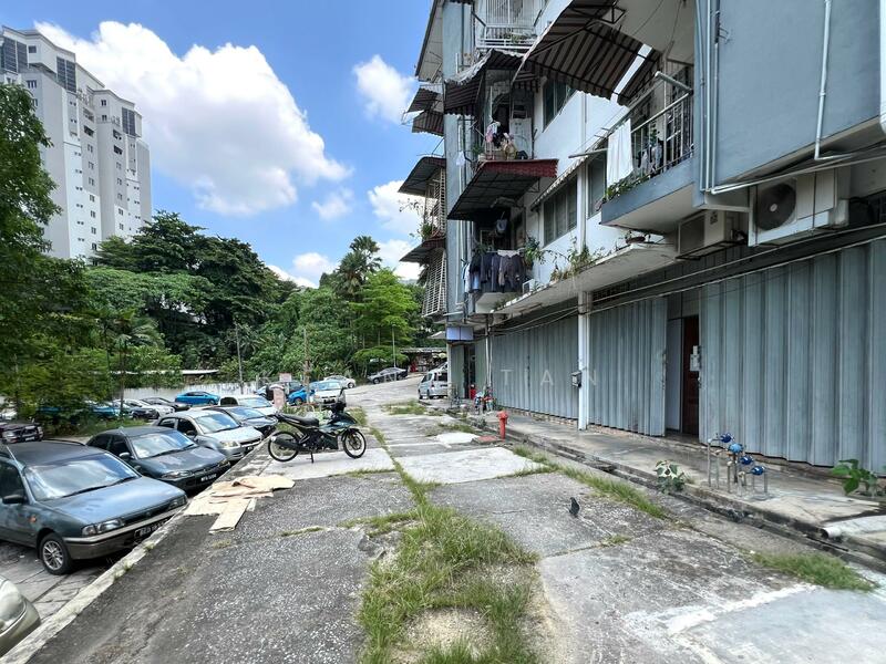 Shop for Sale in Taman Desa (Kuala Lumpur) - Keanu Tan - Exterior - PropertyGuru.com.my
