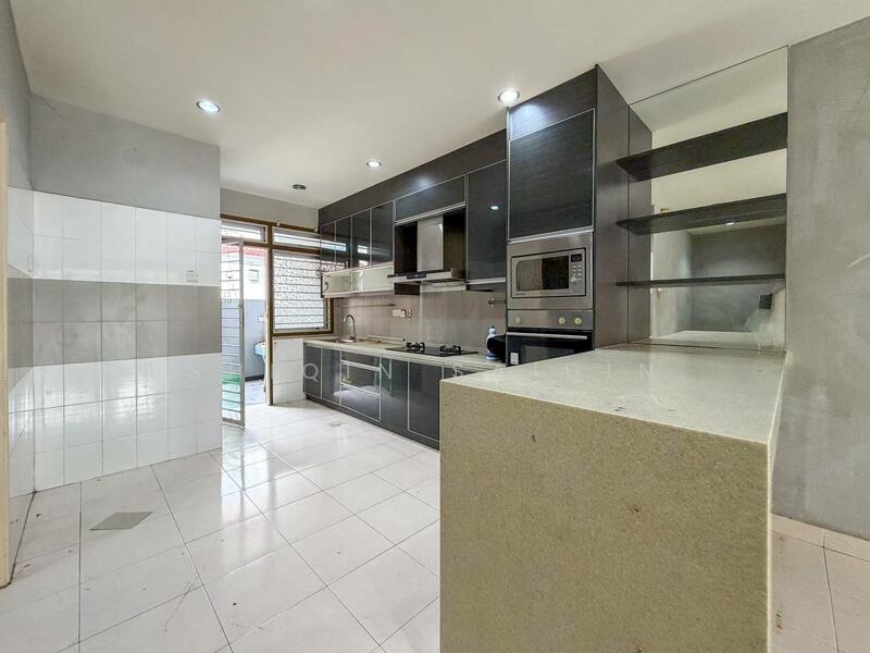 Terraced House for Sale in Bandar Parklands (Klang) - Shiqin Saidin - Kitchen - PropertyGuru.com.my