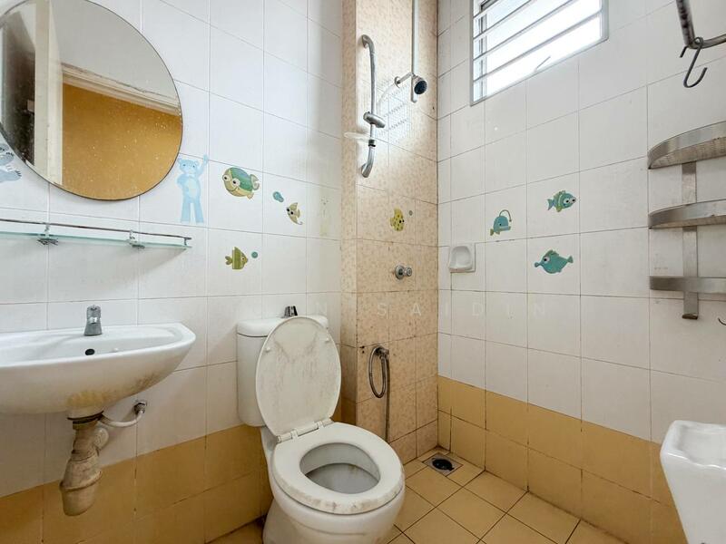 Terraced House for Sale in Bandar Parklands (Klang) - Shiqin Saidin - Bathroom - PropertyGuru.com.my