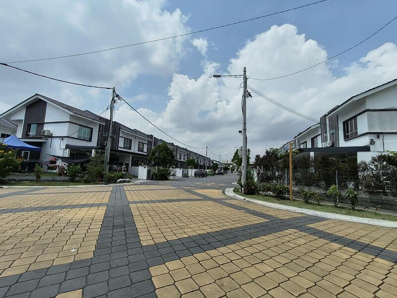 2-storey Terraced House for Sale in Alam Perdana (Puncak Alam) - Elise Tan - Exterior - PropertyGuru.com.my