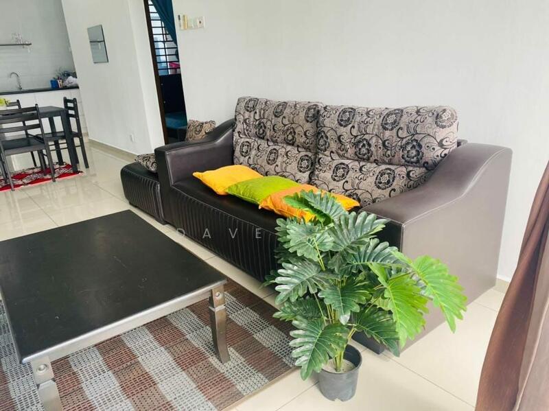 THE SENAI GARDEN (PANGSAPURI IMPIAN SENAI) untuk Untuk Disewa - RM 2,300 /bulan, Feb 2026 - Living Room - PropertyGuru.com.my
