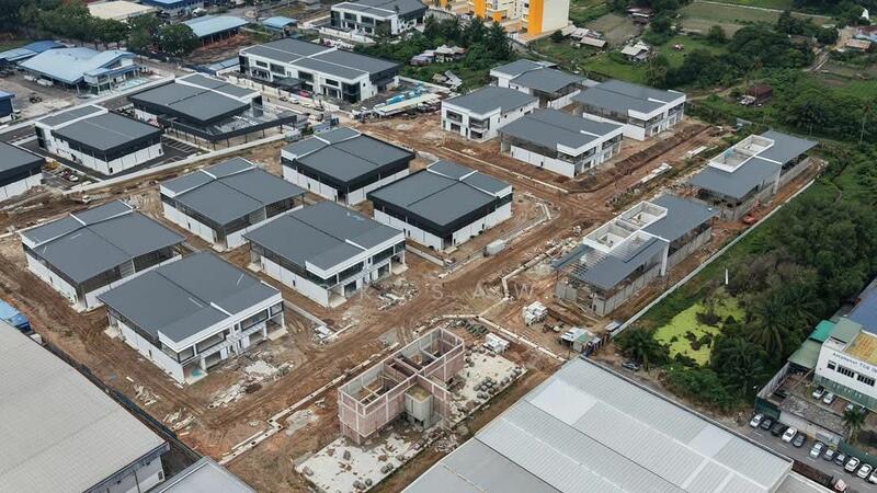 1.5 Storey Semi-D Factory at Bukit MInyak untuk Untuk Disewa - RM 22,000 /bulan, Feb 2026 - Exterior - PropertyGuru.com.my