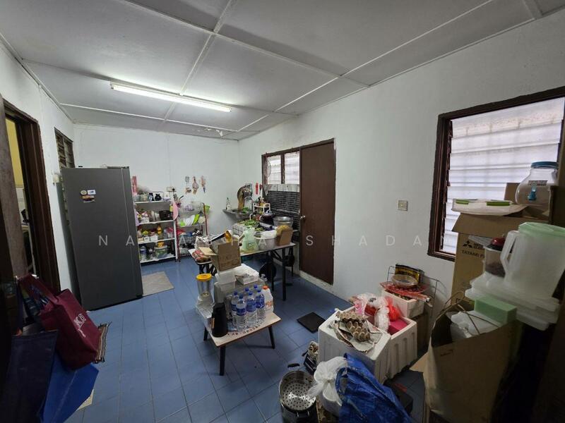 End Lot 2 Storey Terrace House Taman Subang Mewah USJ 1, Subang Jaya untuk Untuk Dijual - RM 590,000, Mac 2026 - Kitchen - PropertyGuru.com.my
