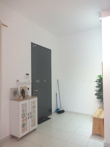 2-storey Terraced House for Rent in Semenyih (Selangor) - TOMMY CHIENG - Entrance - PropertyGuru.com.my
