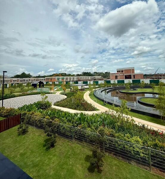 Semi-Detached House for Sale in Leisure Farm (Gelang Patah) - MK Foong - Part of precint landscape - PropertyGuru.com.my
