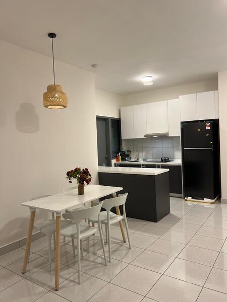 E'Island Lake Haven @ Puchong untuk Untuk Disewa - RM 1,700 /bulan, Mac 2026 - Kitchen - PropertyGuru.com.my