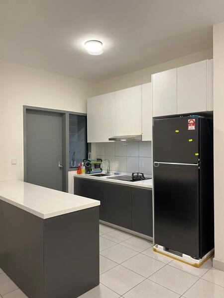 E'Island Lake Haven @ Puchong untuk Untuk Disewa - RM 1,700 /bulan, Mac 2026 - Kitchen - PropertyGuru.com.my