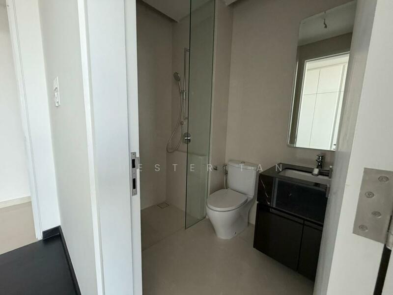 Service Residence for Sale at Pavilion Damansara Heights - Chester Tan - Bathroom - PropertyGuru.com.my