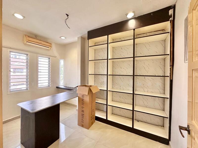 2-storey Terraced House for Sale in Bandar Saujana Putra (Tanjong Duabelas) - Yasmin Sulaiman - PropertyGuru.com.my