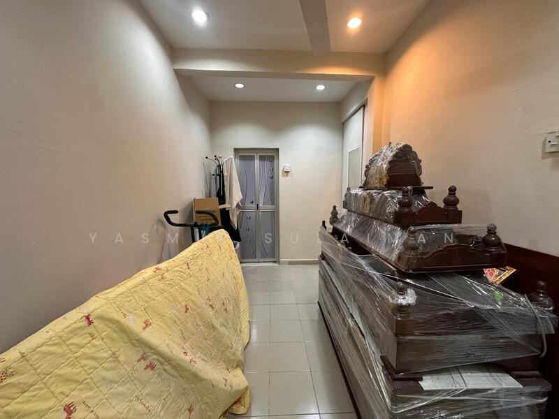 2-storey Terraced House for Sale in Bandar Saujana Putra (Tanjong Duabelas) - Yasmin Sulaiman - PropertyGuru.com.my