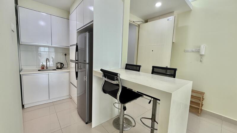 Condominium for Sale at Medini Signature - Karine Sior - Kitchen - PropertyGuru.com.my