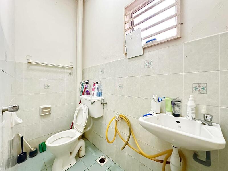 2-storey Terraced House for Sale in Puncak Alam (Selangor) - Ziana Najib - Bathroom - PropertyGuru.com.my