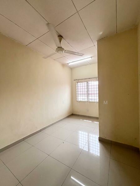 2-storey Terraced House for Sale in Bandar Putra Permai (Seri Kembangan) - Steve Tham - Interior - PropertyGuru.com.my