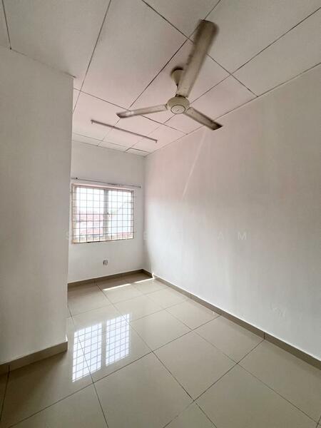 2-storey Terraced House for Sale in Bandar Putra Permai (Seri Kembangan) - Steve Tham - Interior - PropertyGuru.com.my