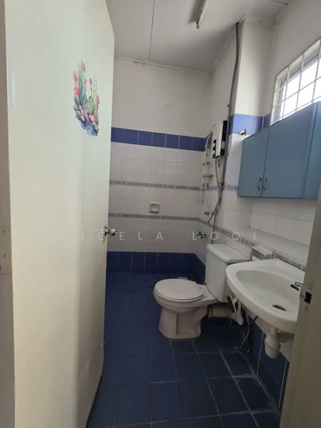 Condominium for Rent at Cova Villa - Angela Looi - Bathroom - PropertyGuru.com.my