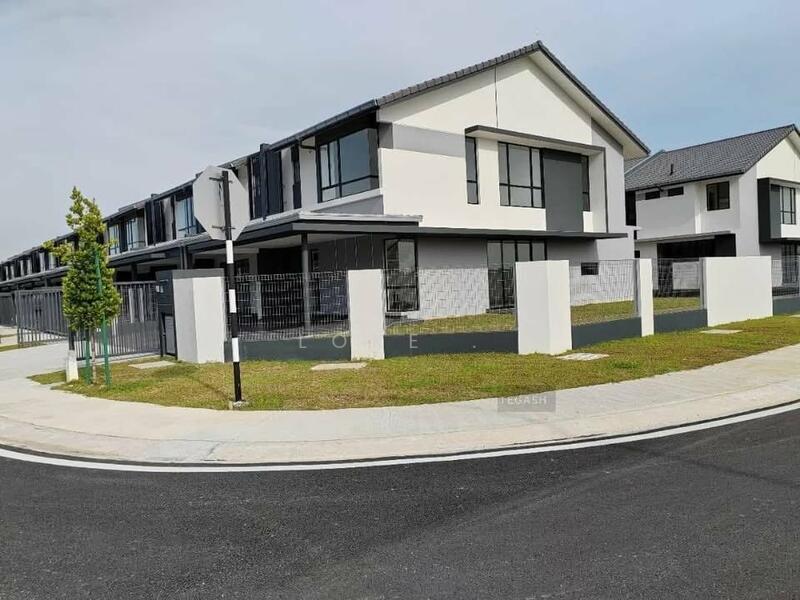 2-storey Terraced House for Sale in Bandar Bukit Raja (Klang) - Loke . - Exterior - PropertyGuru.com.my