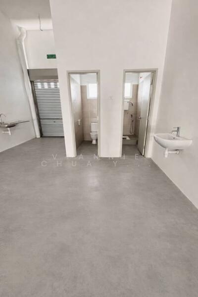 Bandar Tasik Puteri untuk Untuk Disewa - RM 8,500 /bulan, Feb 2026 - Bathroom - PropertyGuru.com.my