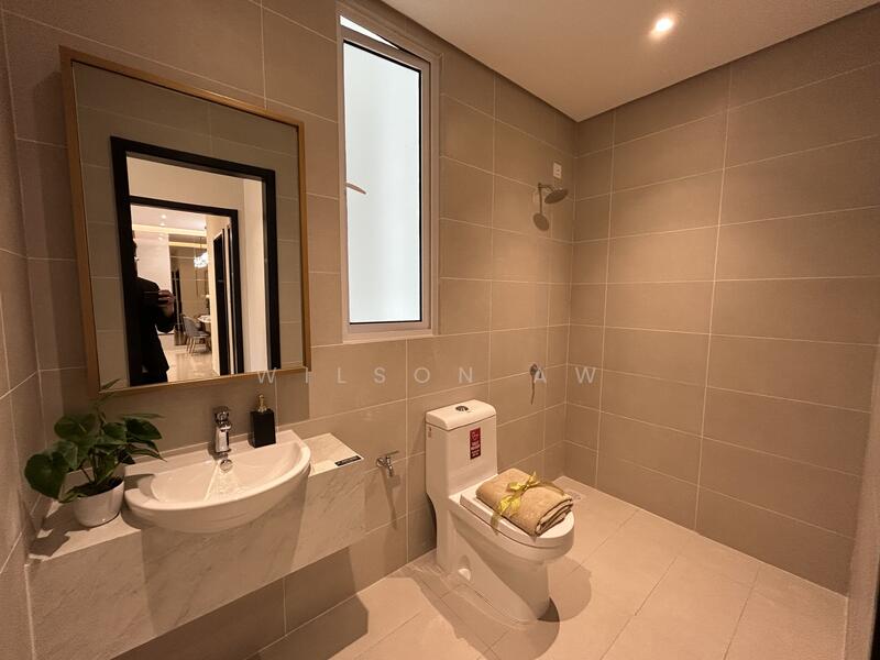 Service Residence for Sale at Vista Tiara (MBW Bay) - Wilson Aw - Bathroom - PropertyGuru.com.my